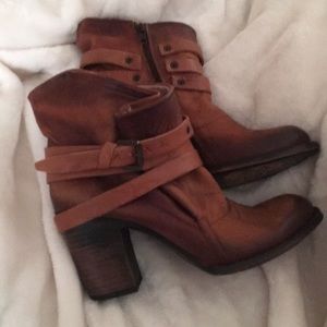 Freebird Blaze Boots size 10